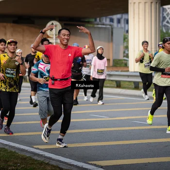 Runner Photo 6428241
