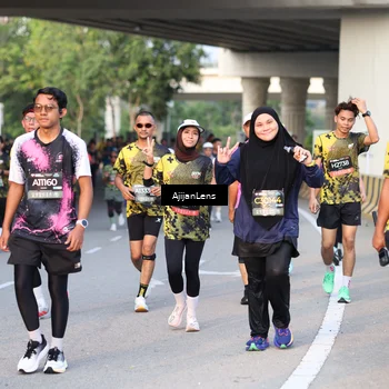 Runner Photo 6428246