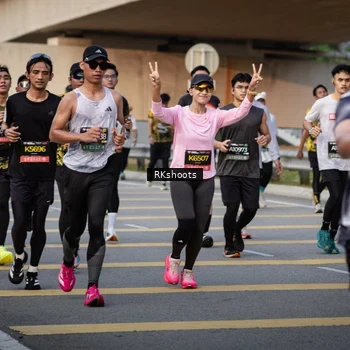 Runner Photo 6428259