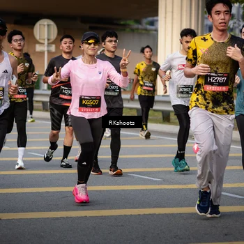 Runner Photo 6428263