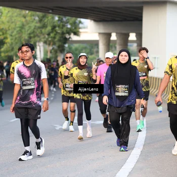 Runner Photo 6428290