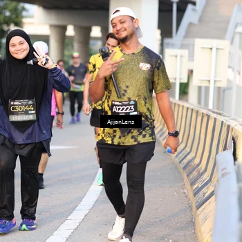 Runner Photo 6428312
