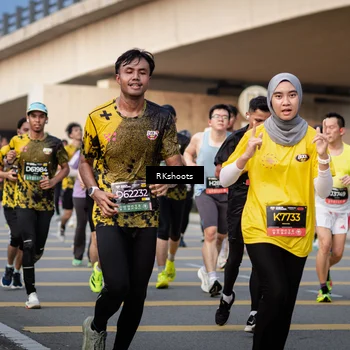 Runner Photo 6428313