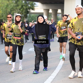 Runner Photo 6428316