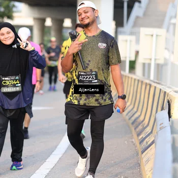 Runner Photo 6428324