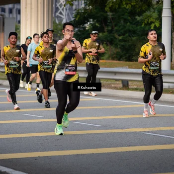 Runner Photo 6428333