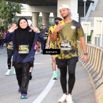 Runner Photo 6428341