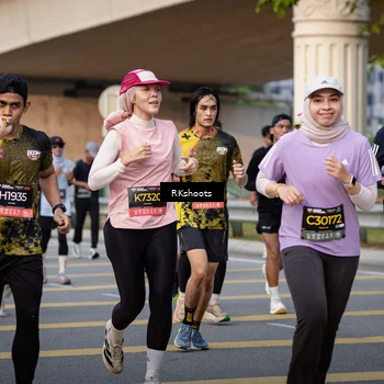 Runner Photo 6428356