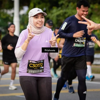 Runner Photo 6428358