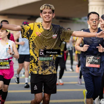 Runner Photo 6428396
