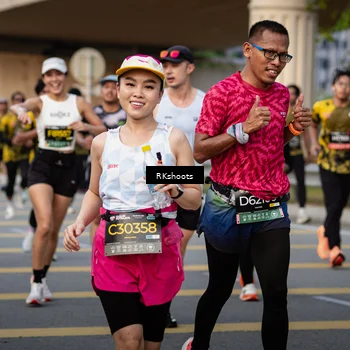 Runner Photo 6428397