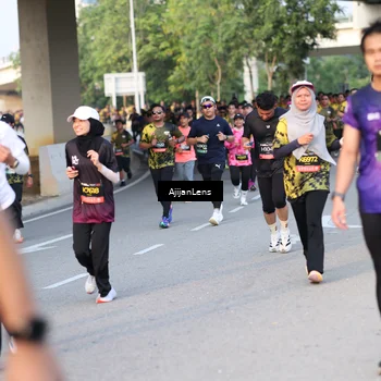 Runner Photo 6428402