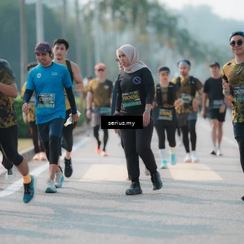 Runner Photo 6428403