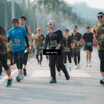 Runner Photo 6428409