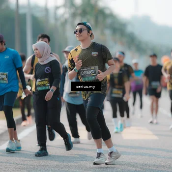 Runner Photo 6428424