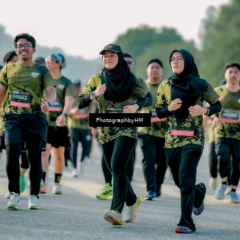 Runner Photo 6428469
