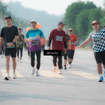 Runner Photo 6428496