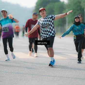Runner Photo 6428502