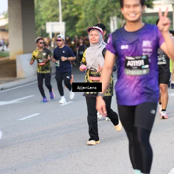 Runner Photo 6428503