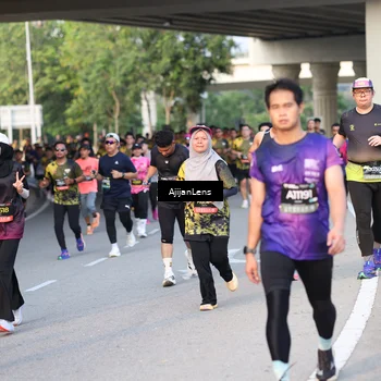 Runner Photo 6428517
