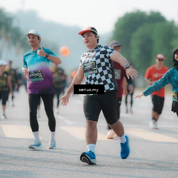 Runner Photo 6428526