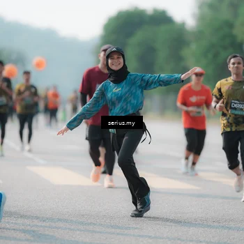 Runner Photo 6428528