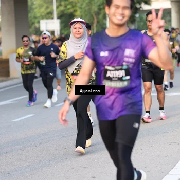 Runner Photo 6428534