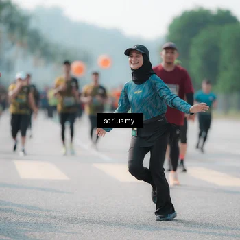 Runner Photo 6428535