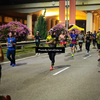 Runner Photo 6428541