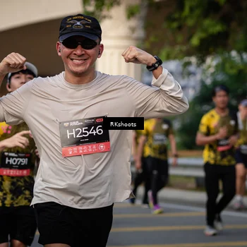 Runner Photo 6428542