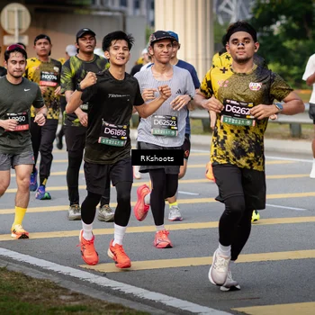 Runner Photo 6428549