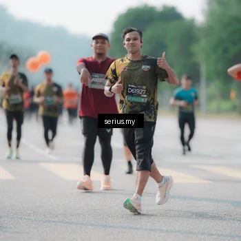 Runner Photo 6428552