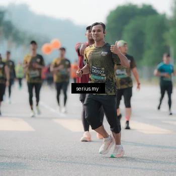 Runner Photo 6428556