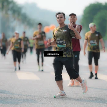 Runner Photo 6428562