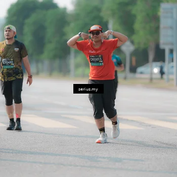 Runner Photo 6428585