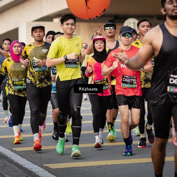 Runner Photo 6428590