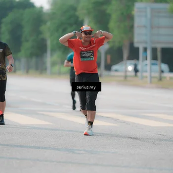 Runner Photo 6428592