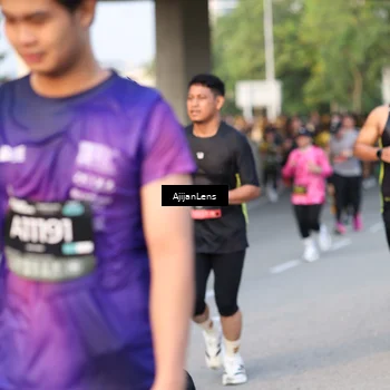 Runner Photo 6428593