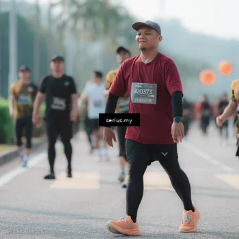 Runner Photo 6428594