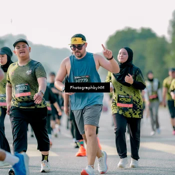 Runner Photo 6428596