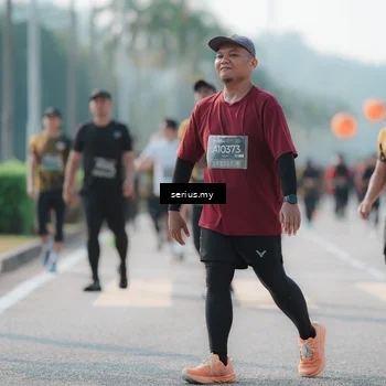 Runner Photo 6428598