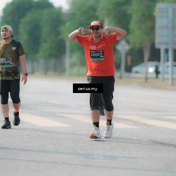 Runner Photo 6428601