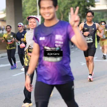 Runner Photo 6428609