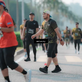 Runner Photo 6428614