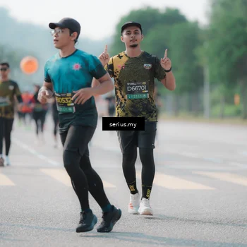 Runner Photo 6428616