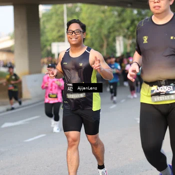 Runner Photo 6428621