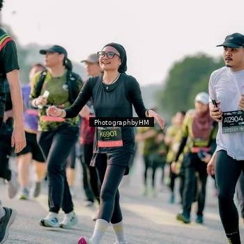 Runner Photo 6428631