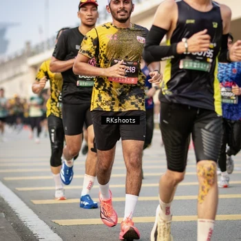 Runner Photo 6428638