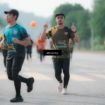 Runner Photo 6428639
