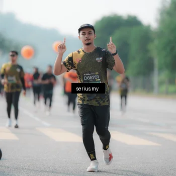 Runner Photo 6428653